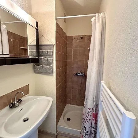 Lumineux 2 Pieces, Climatise, Proche A Saint-raphael - Fr-1-226a-206 * Saint-Raphaël