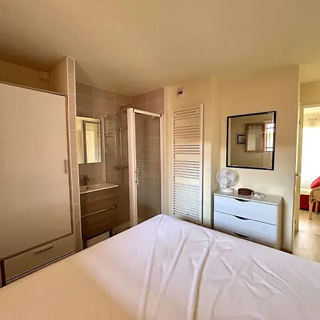 Lumineux 2 Pieces, Climatise, Proche A Saint-raphael Apartament *