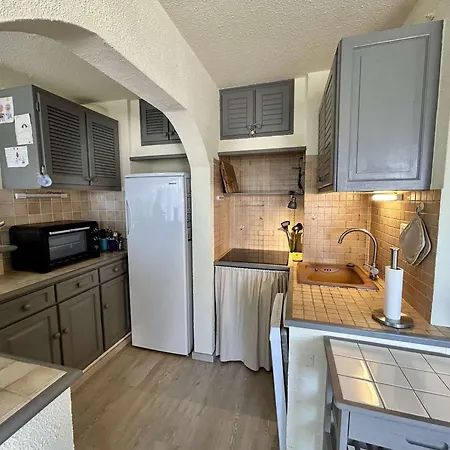 Apartament Lumineux 2 Pieces, Climatise, Proche A Saint-raphael Saint-Raphaël